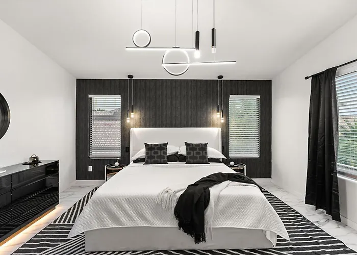 Holiday home Chill And Relax Luxury Retreat With Pool Game And Steam